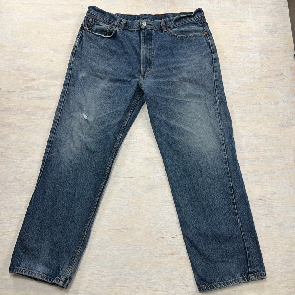 Levi's Jeans 550 Relaxed Fit W38 L32 Medium Wash Blue Denim Mens